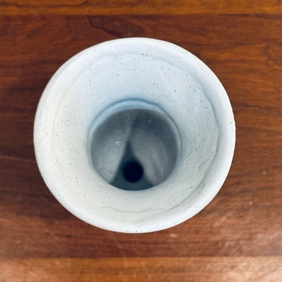 🌟HP🌟VTG 2000 Royal Haeger Soft Blue Matte Speckled Pottery Neoclassical Vase - Picture 8 of 8